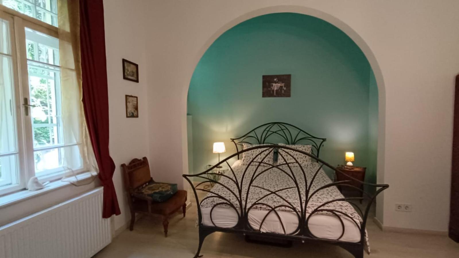 Heritage Harmony With Free Parking Budapeste Exterior foto