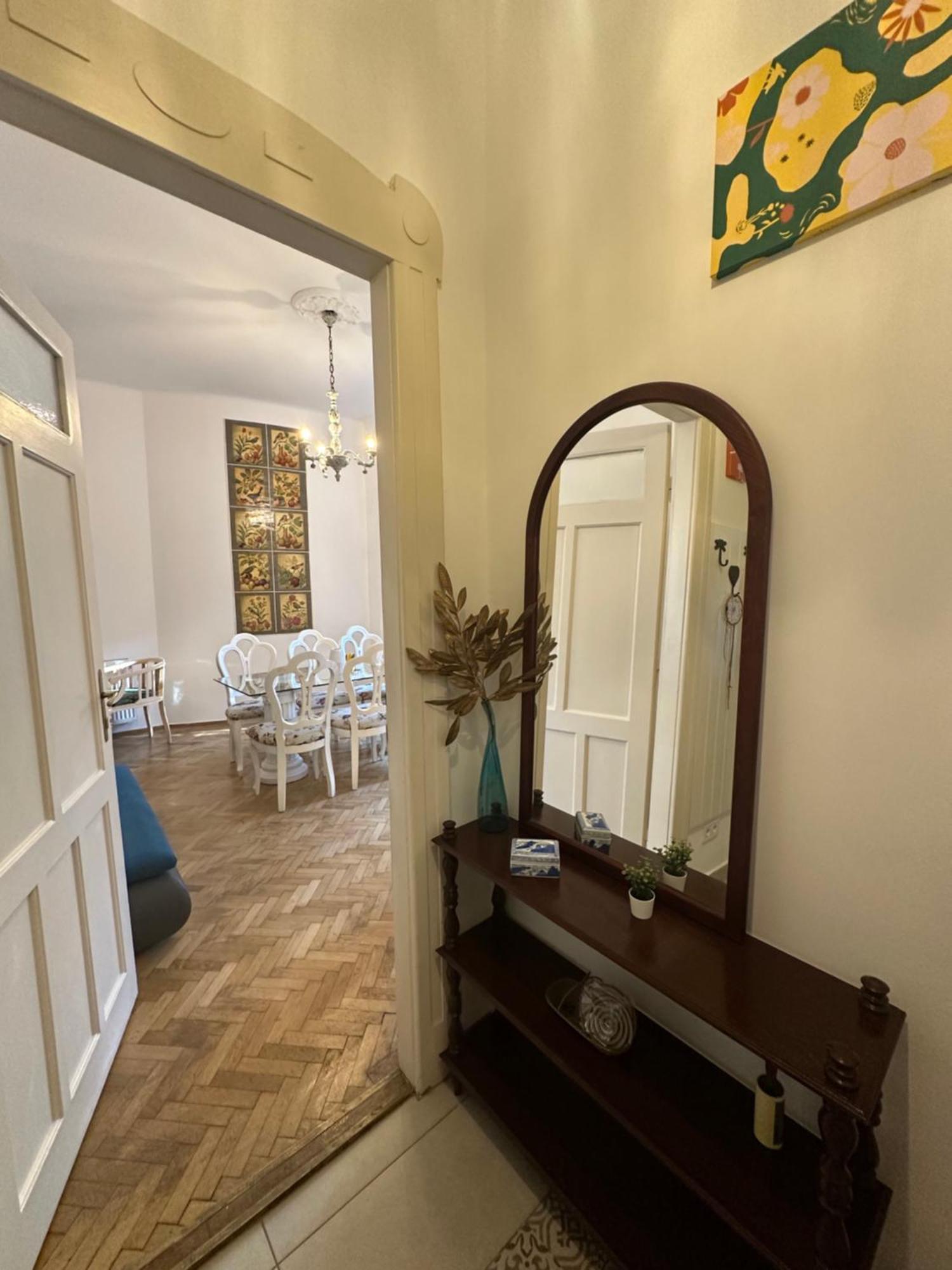 Heritage Harmony With Free Parking Budapeste Exterior foto